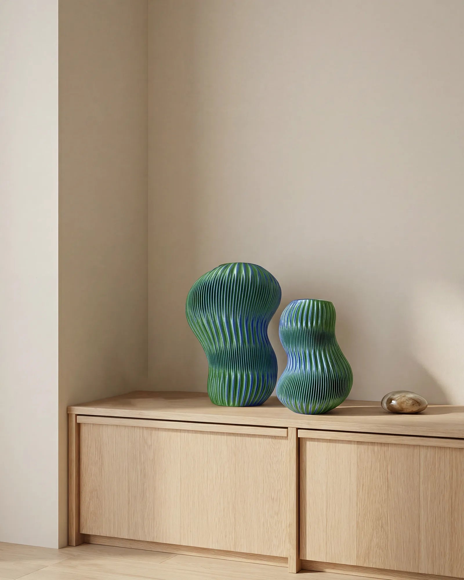Kiya Vase