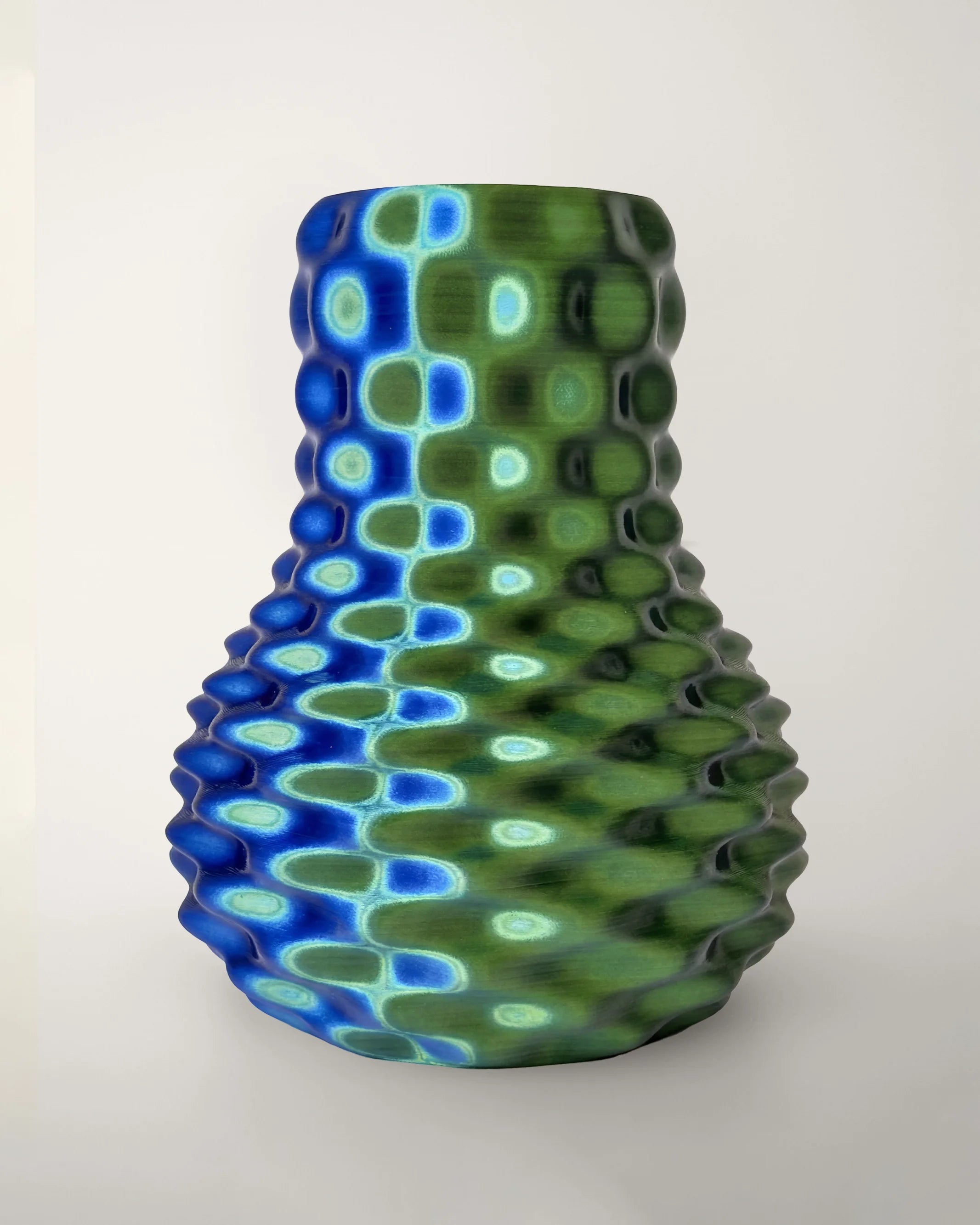Hypno Vase