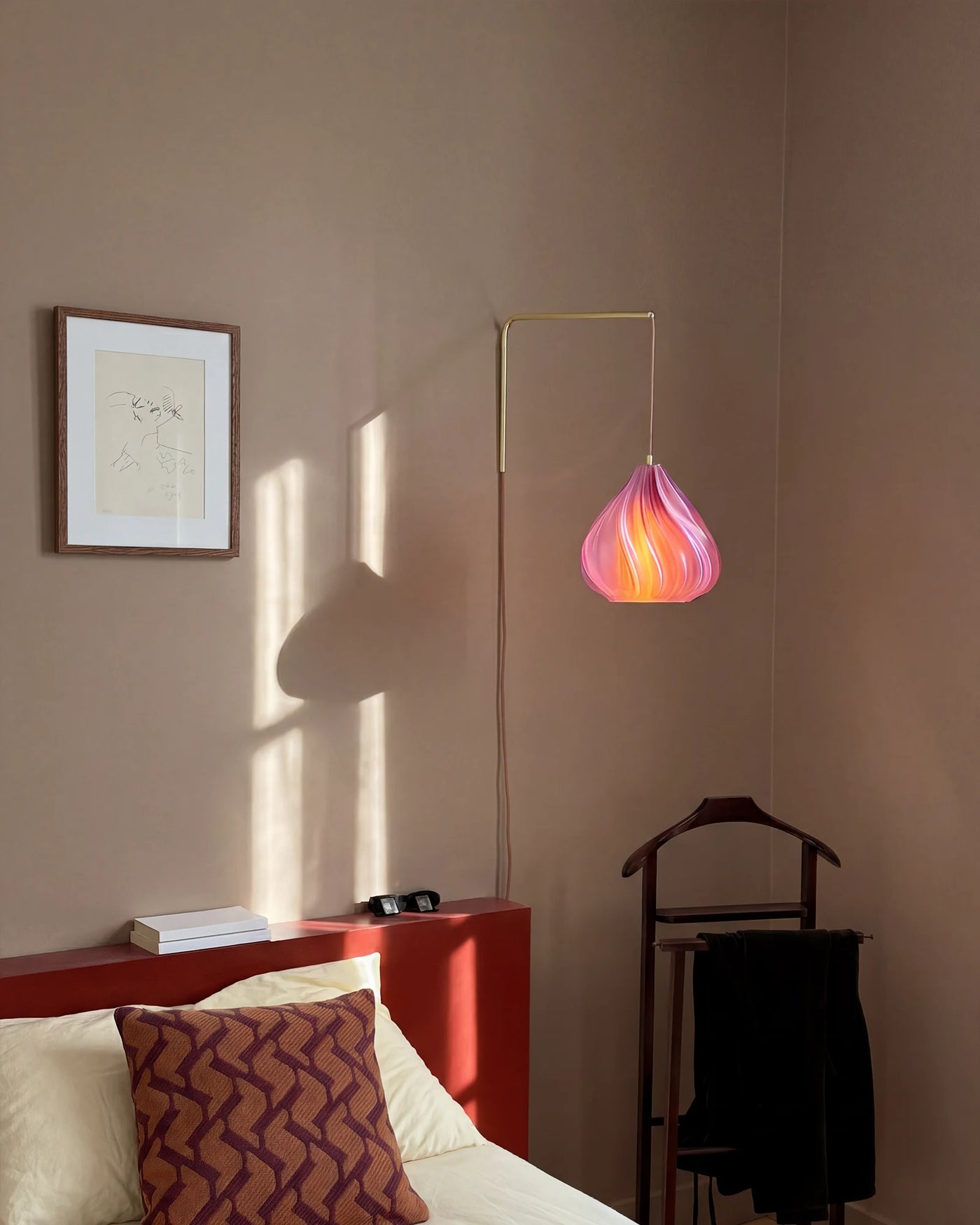 Soufflé Pendant Light
