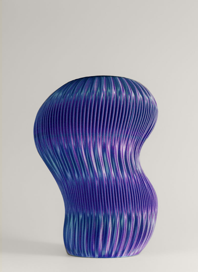 Kiya Down Vase